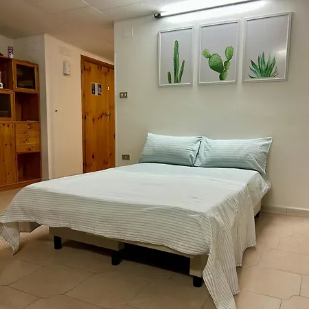 Casa Con Terrazza * ラテルツァ